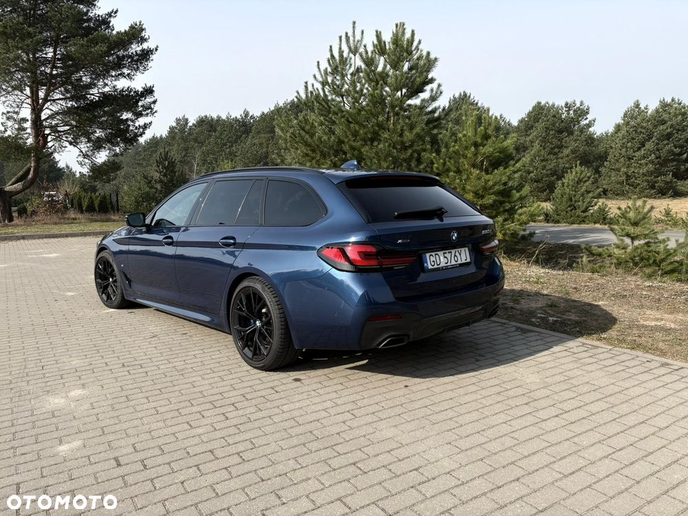 BMW Seria 5 530d xDrive mHEV M Sport sport - 7