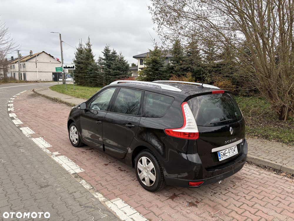 Renault Grand Scenic - 4