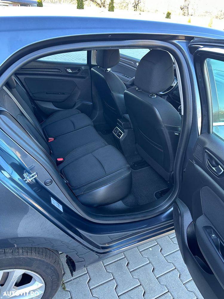 Renault Megane BLUE dCi Zen - 15