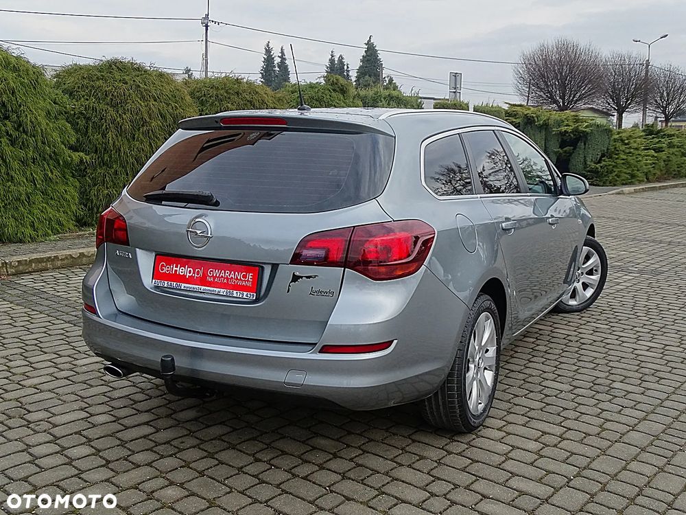 Opel Astra 1.4 Turbo Cosmo - 23