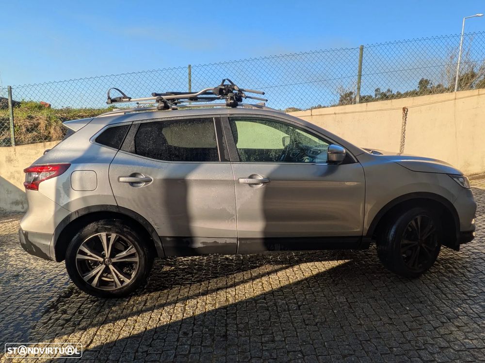 Nissan Qashqai 1.5 dCi N-Connecta Business - 1