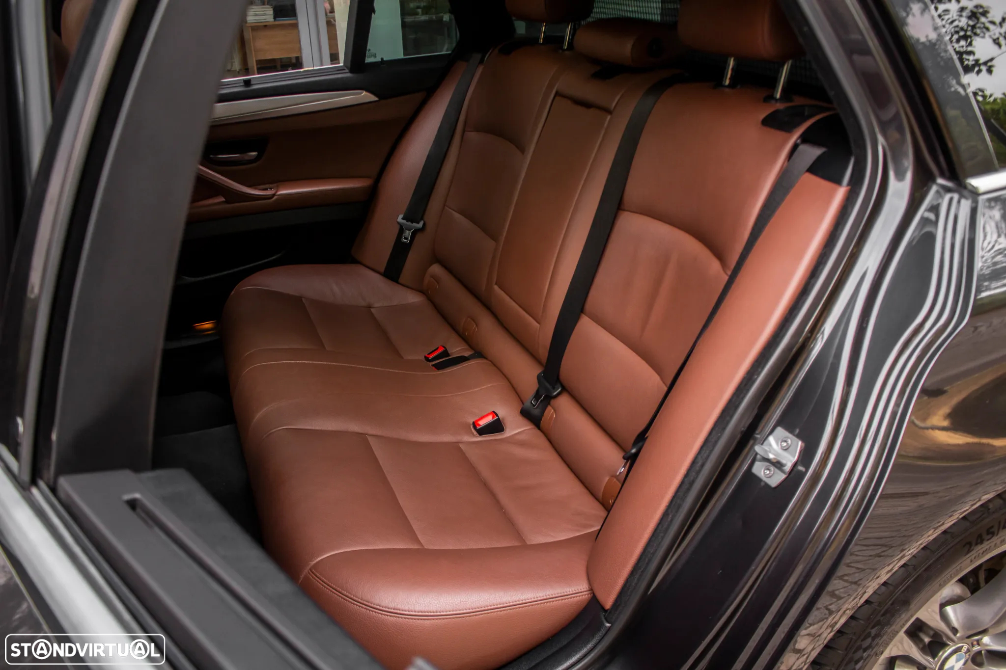 BMW 520 i Pack M Auto - 32
