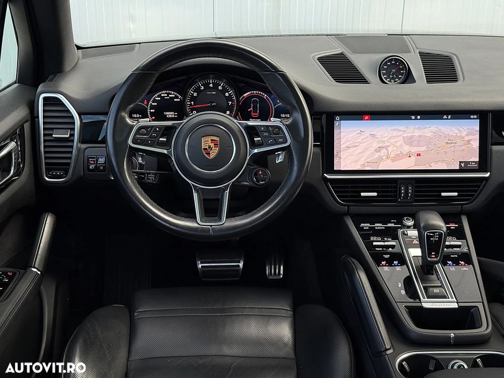 Porsche Cayenne S Tiptronic S Platinum Edition - 24