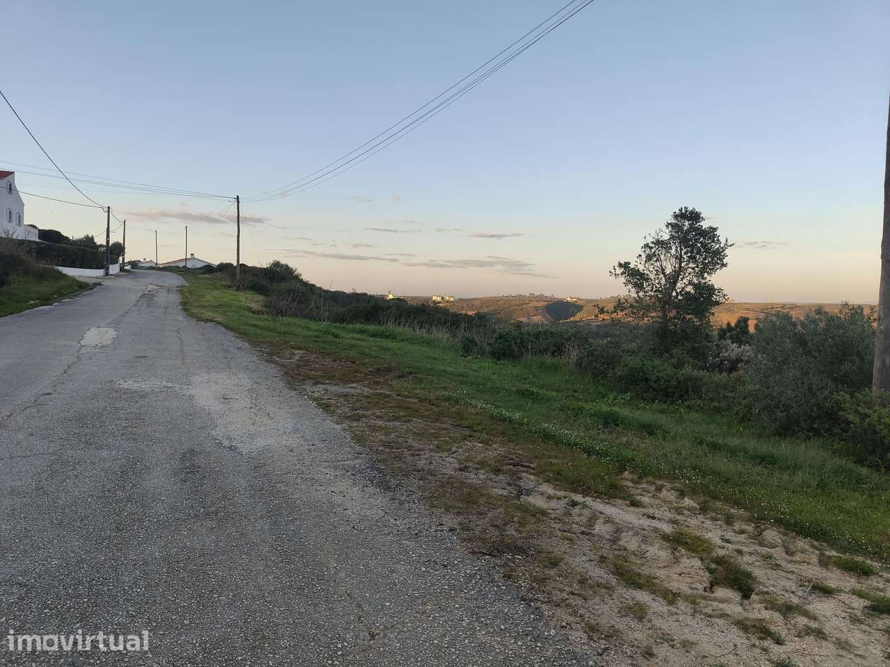 Terreno Urbano no Vale da Telha – Excelente Oportunidade - Grande imagem: 2/10