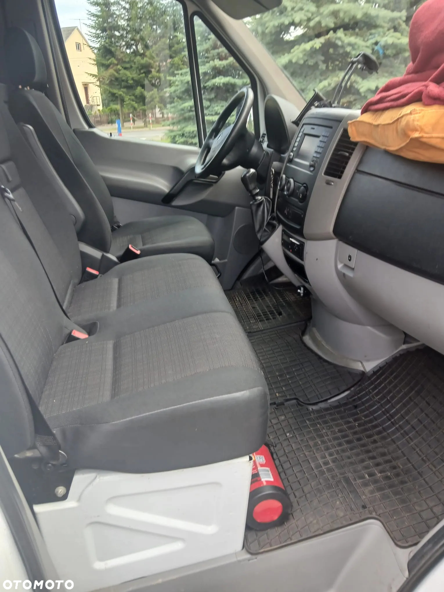 Mercedes-Benz Sprinter - 5