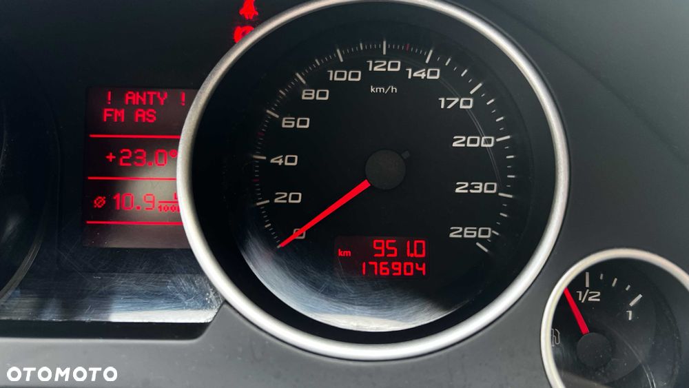 Seat Exeo 2.0 TDI DPF Style - 16