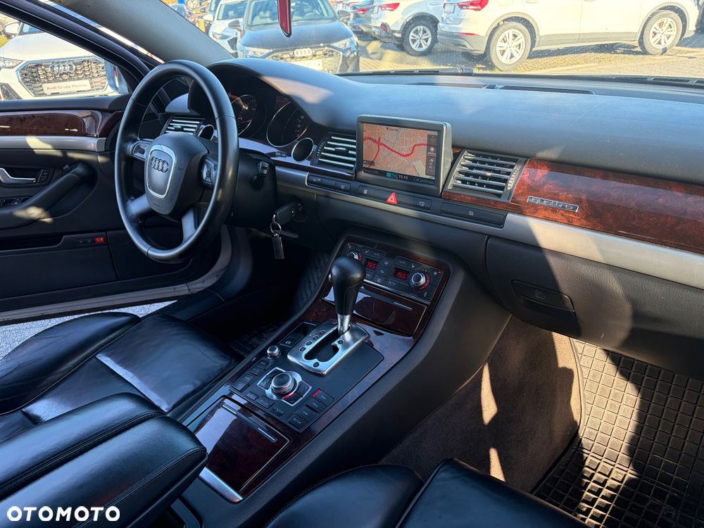 Audi A8 - 21