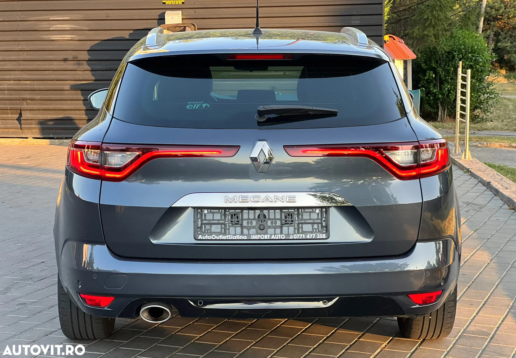 Renault Megane TCe GPF Intens - 11