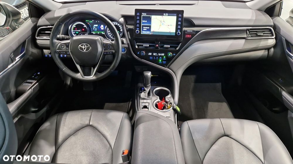 Toyota Camry 2.5 Hybrid Executive CVT - 12