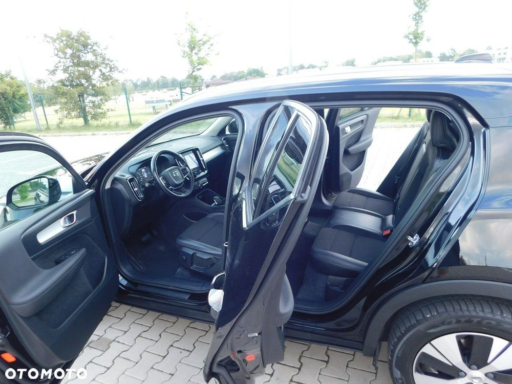 Volvo XC 40 T5 Plug-In Hybrid Momentum Pro - 11
