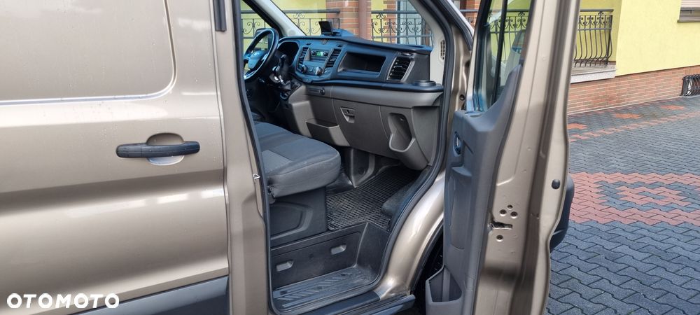 Ford TRANSIT - 12