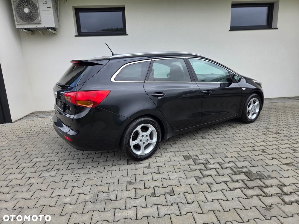 Kia Ceed - 15
