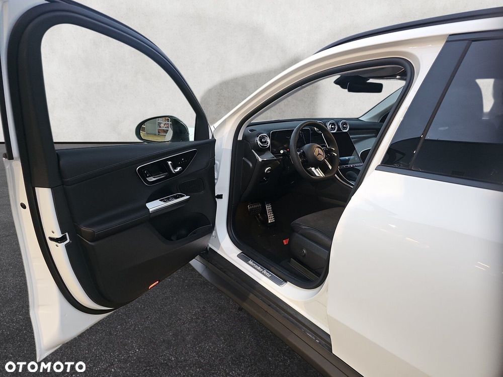 Mercedes-Benz GLC - 10