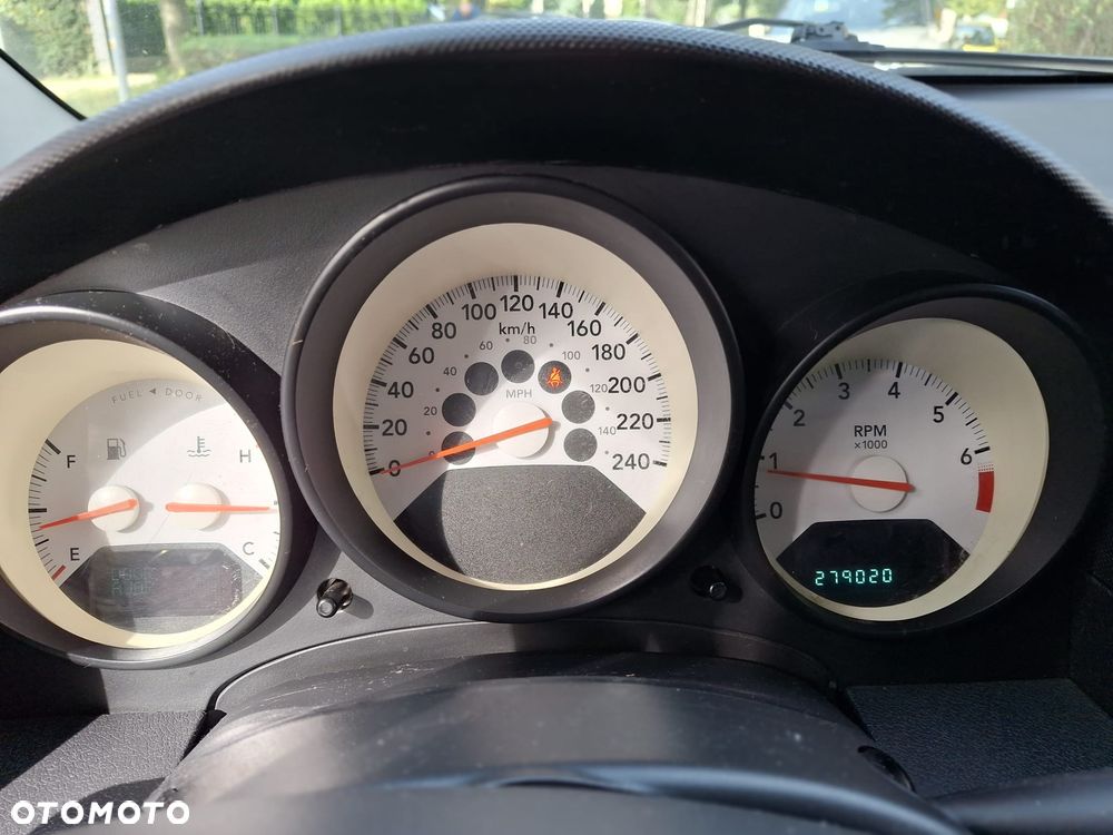Dodge Caliber 1.8 SXT - 15