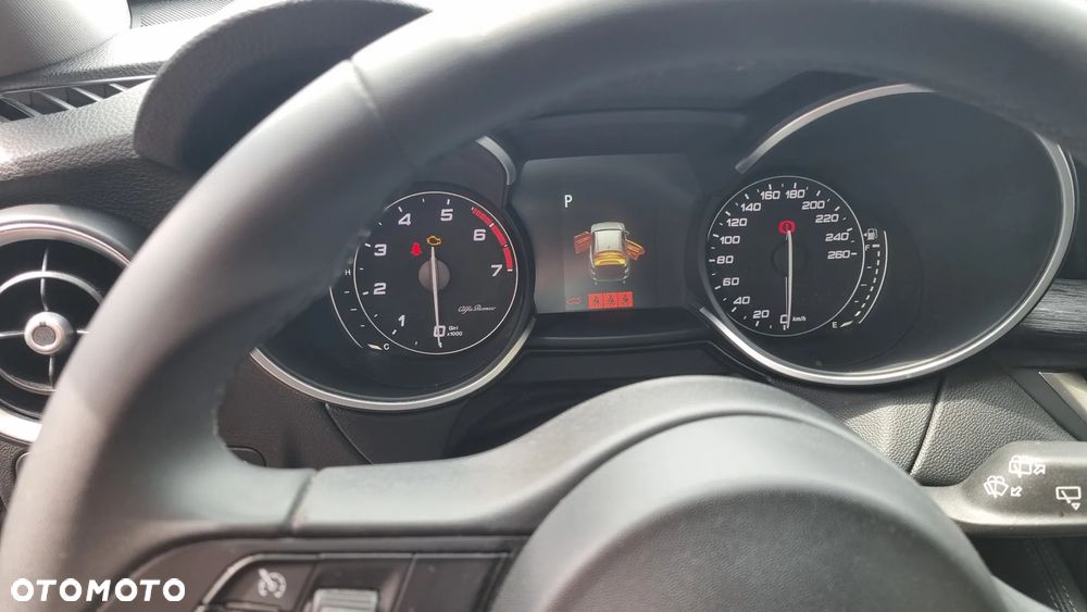 Alfa Romeo Stelvio 2.0 Turbo Q4 - 10