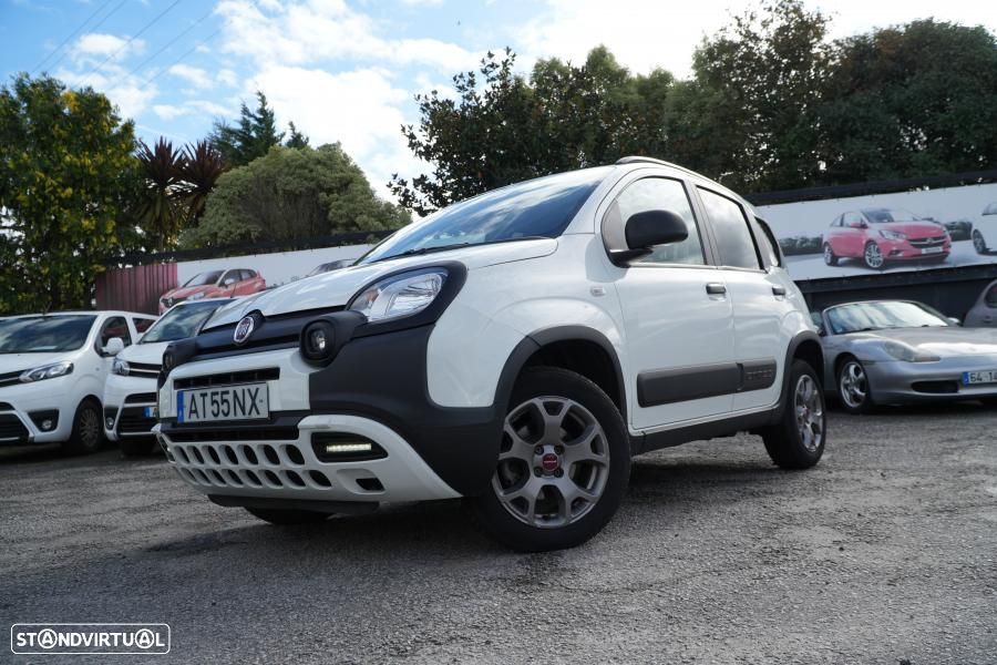 Fiat Panda 1.0 Hybrid City Cross - 4
