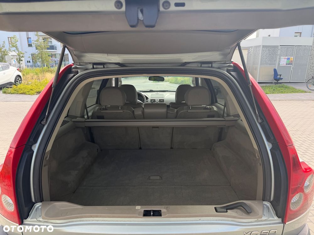 Volvo XC 90 2.5T - 10