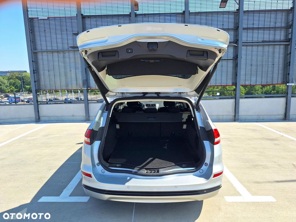 Ford Mondeo 2.0 EcoBlue Titanium - 12