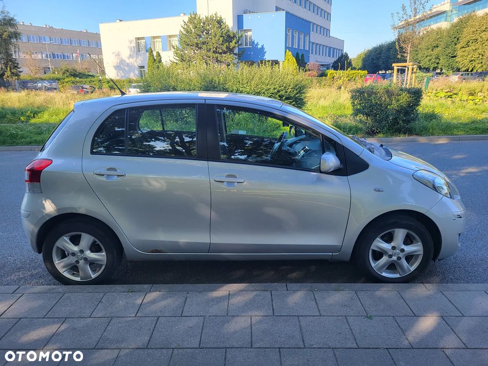 Toyota Yaris - 9