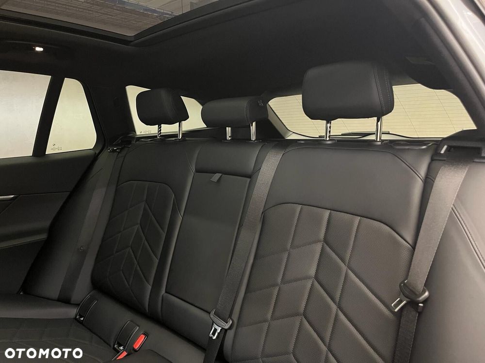 BMW Seria 5 520d xDrive mHEV M Sport - 33