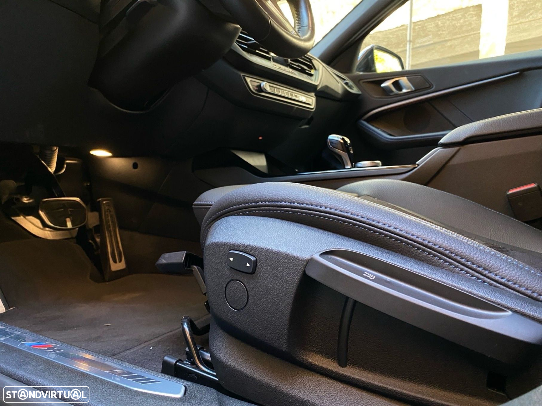 BMW 116 d Pack Desportivo M Auto - 17