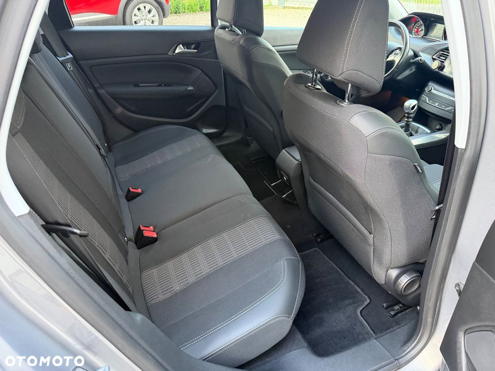 Peugeot 308 1.5 BlueHDi Active S&S - 15