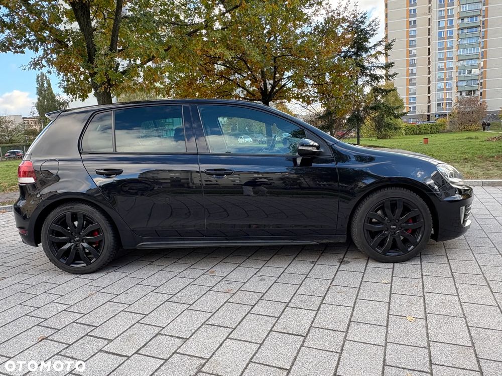 Volkswagen Golf VI 2.0 TSI GTI - 2