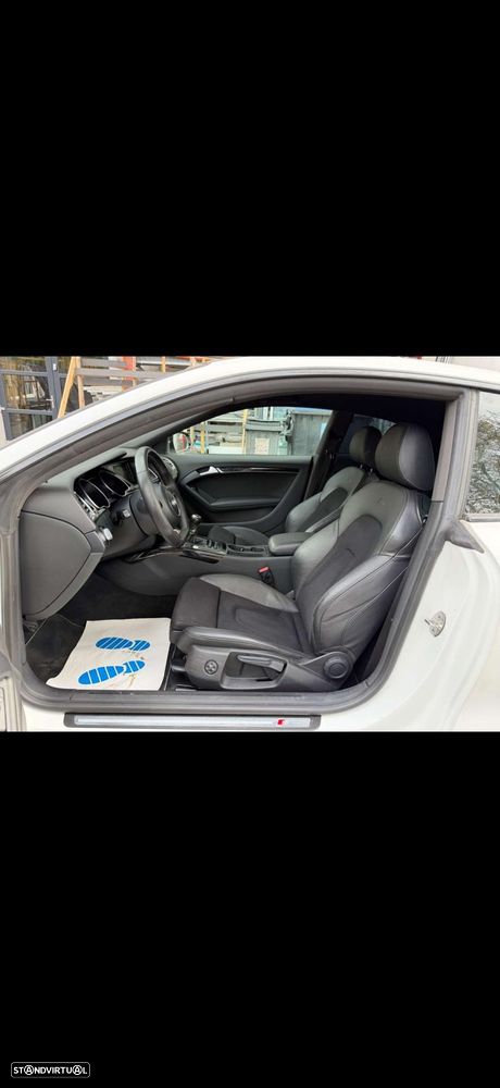 Audi A5 2012 photo 4