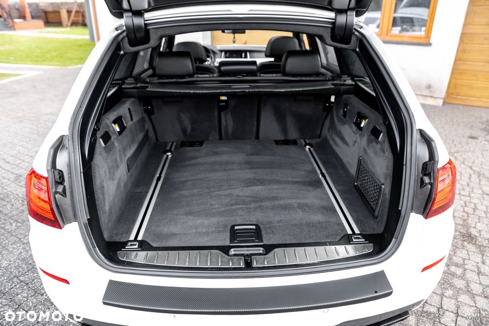 BMW Seria 5 M550d xDrive - 21