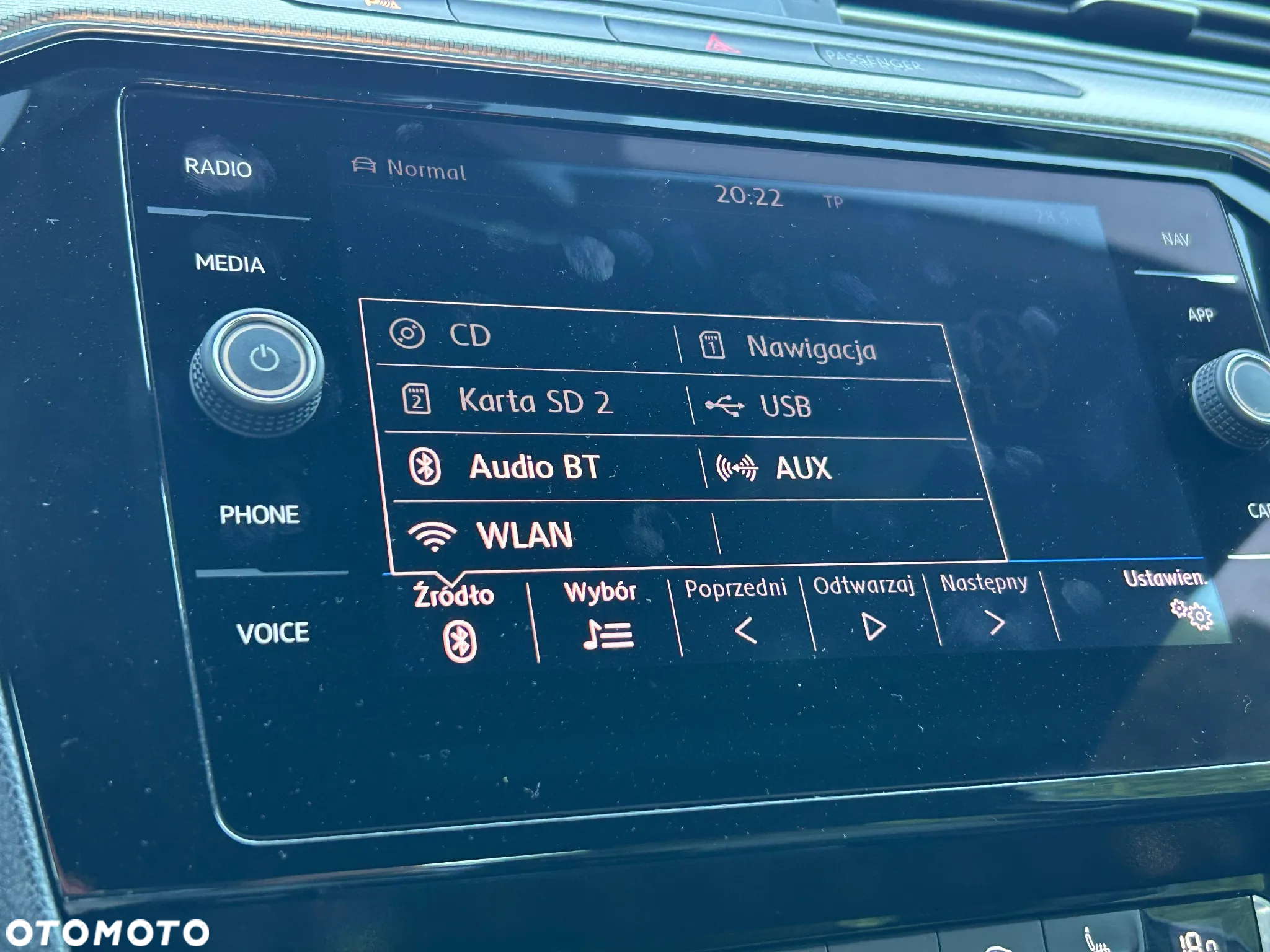 Volkswagen Passat - 29