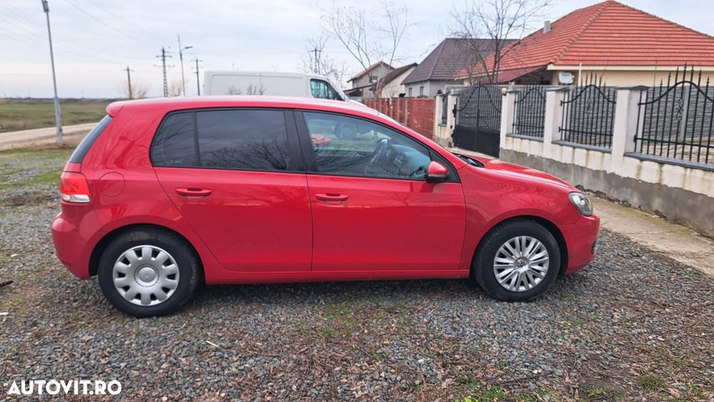 Volkswagen Golf - 2