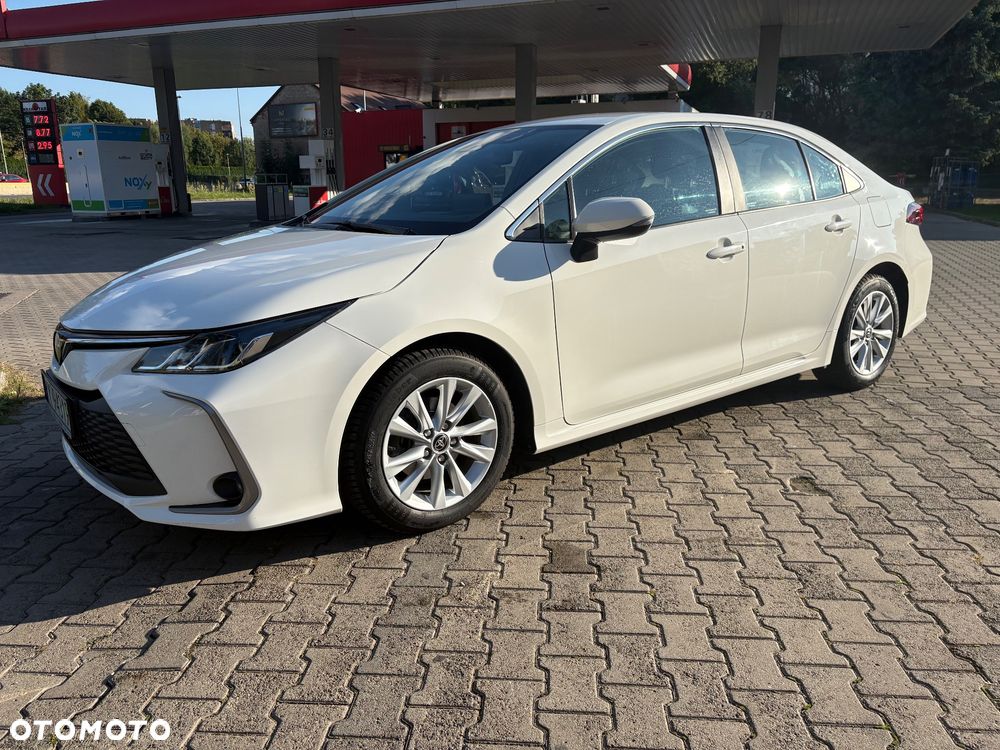 Toyota Corolla 1.8 Hybrid Comfort - 13