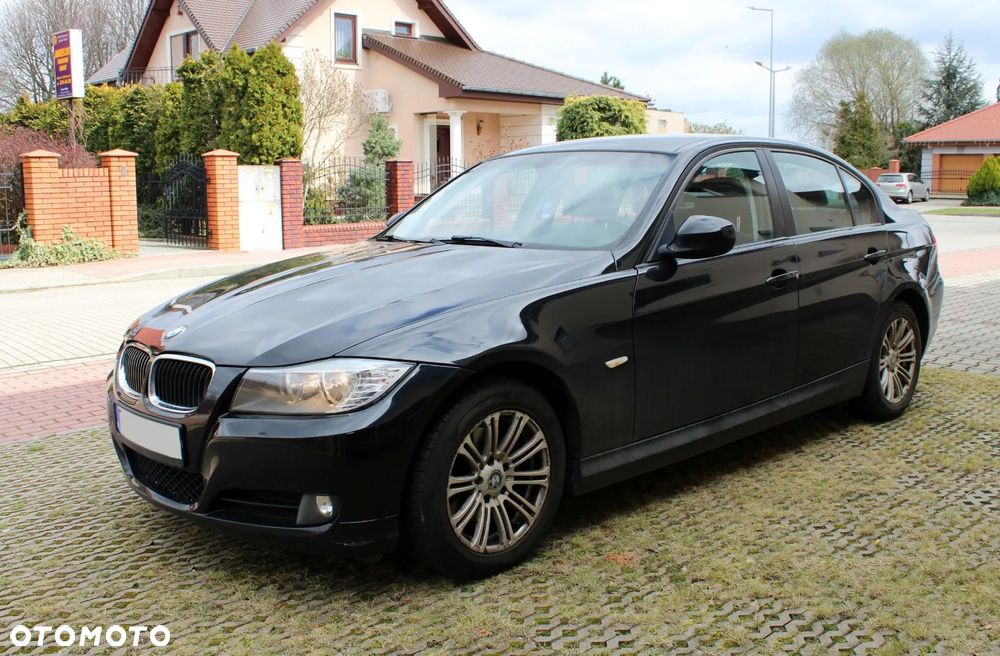 BMW Seria 3 318d - 1
