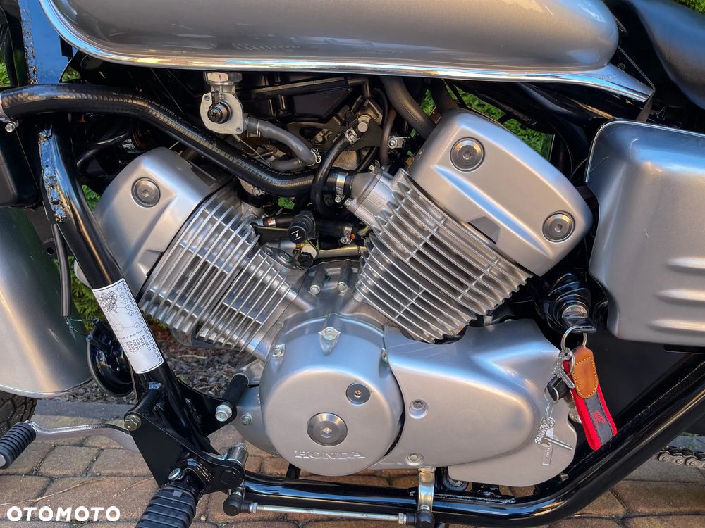 Honda Shadow - 16