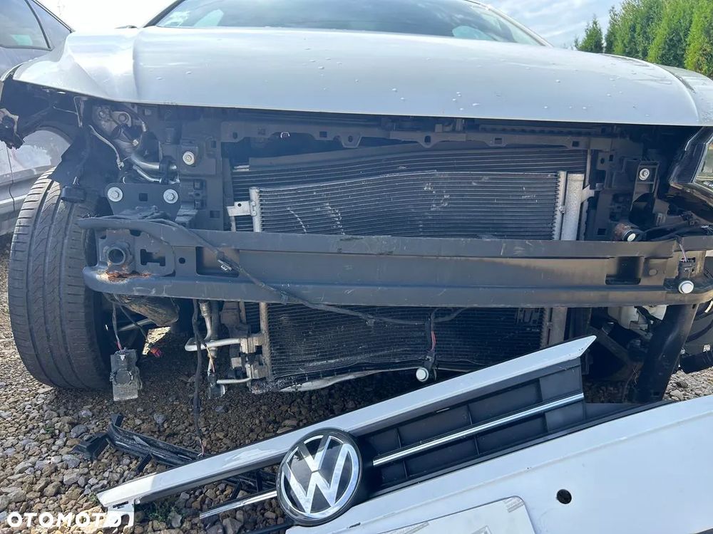 Volkswagen Polo 1.0 TSI OPF IQ.DRIVE - 3