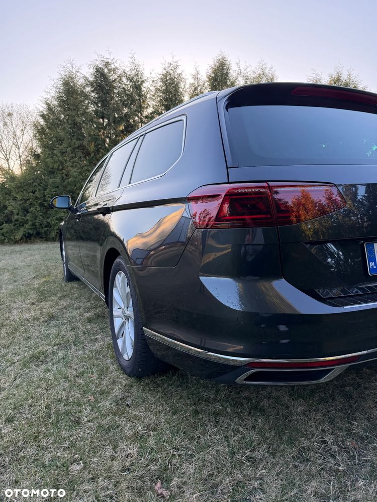Volkswagen Passat - 7