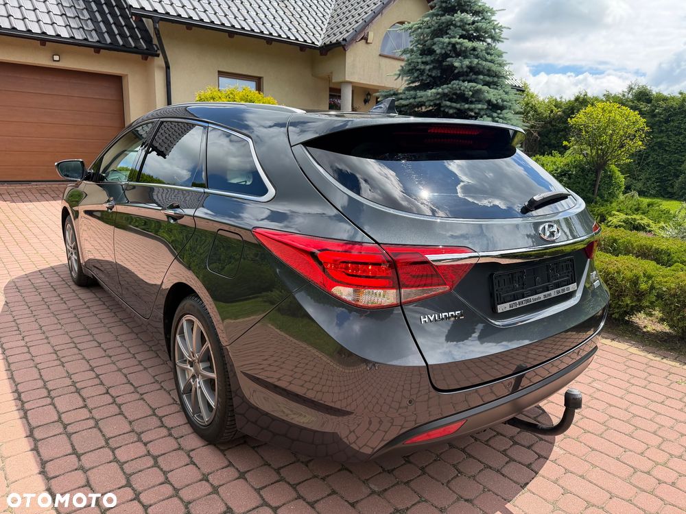 Hyundai i40 Kombi 1.7 CRDi Premium - 3