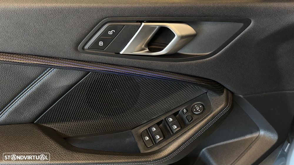 BMW 116 d Pack Desportivo M Auto - 23