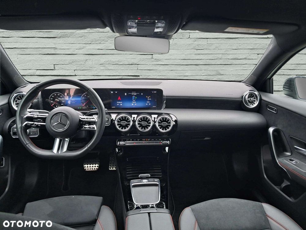 Mercedes-Benz Klasa A 200 AMG Line 7G-DCT - 9