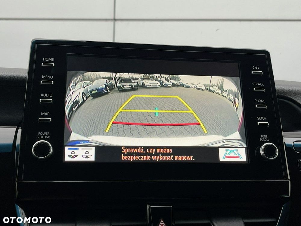 Toyota Camry - 31