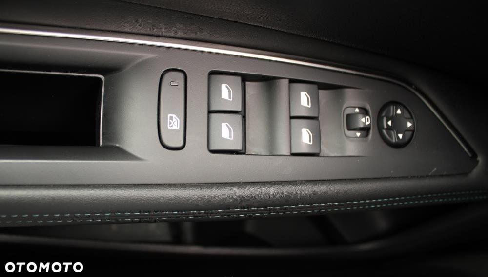 Peugeot 3008 - 12