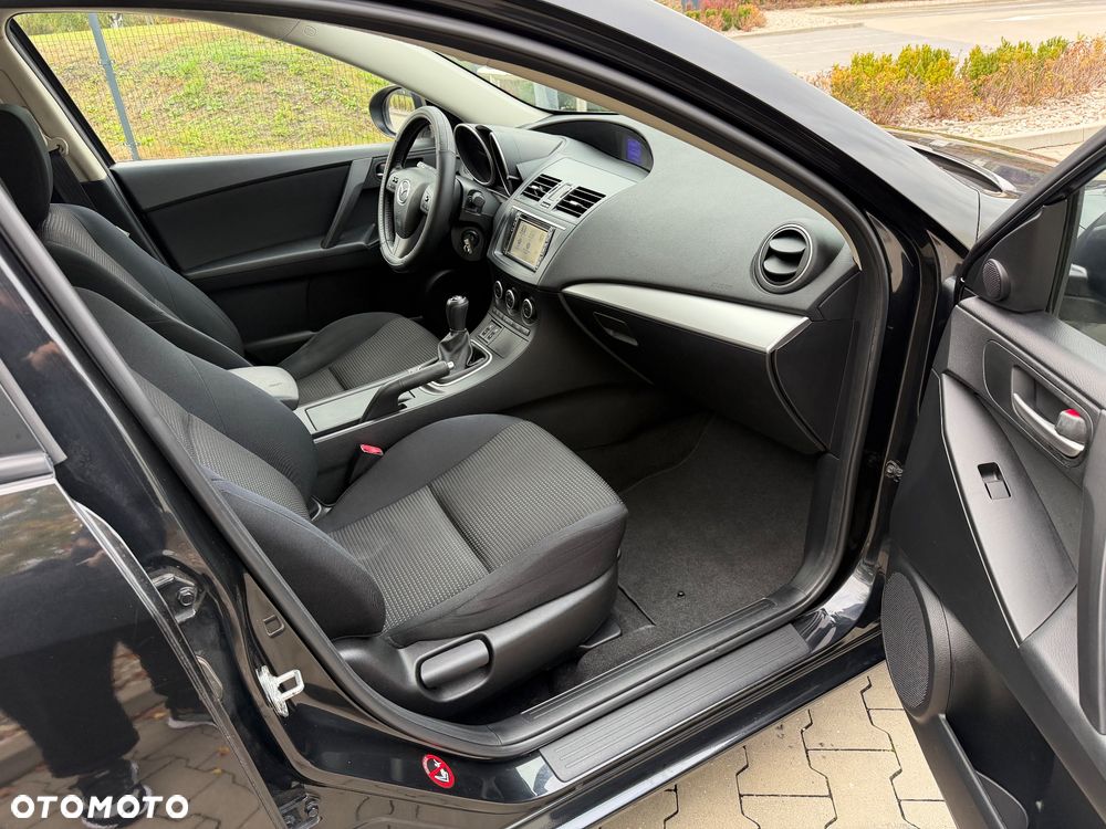 Mazda 3 - 9