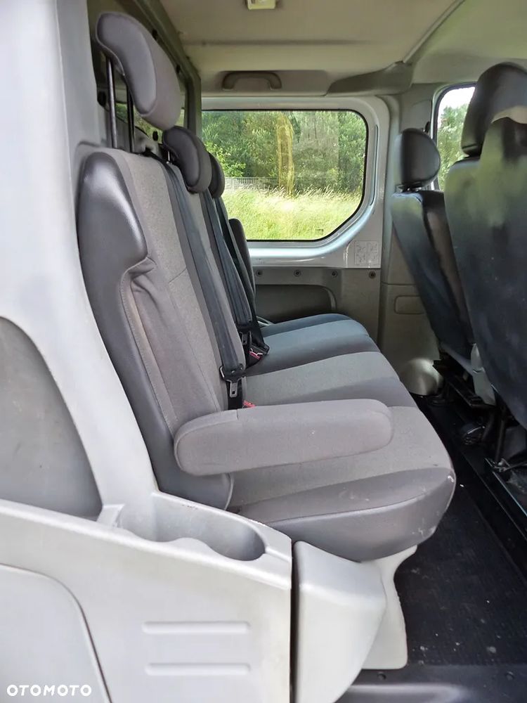 Renault Trafic - 9