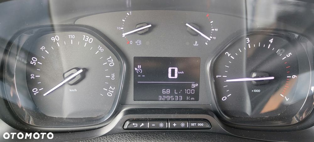 Peugeot Traveller 1.6 BlueHDi Standard Business - 13