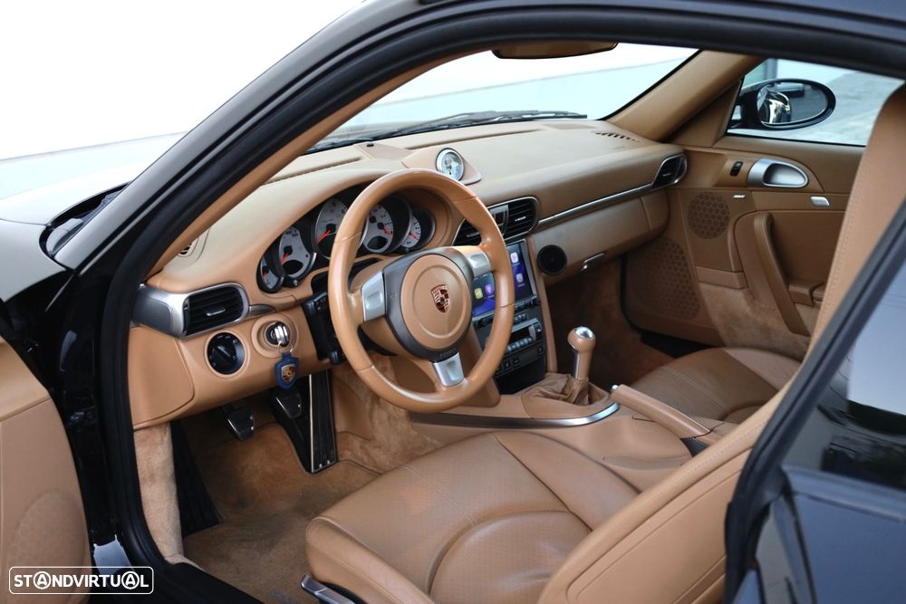 Porsche 911 (997) Carrera S - 7