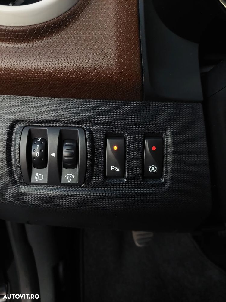 Renault Clio TCe 90 Limited - 12