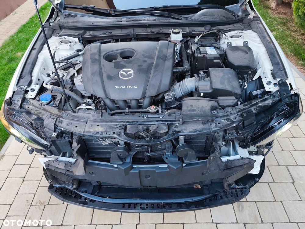 Mazda 3 e-SKYACTIV-G 122 M HYBRID EXCLUSIVE-LINE - 18