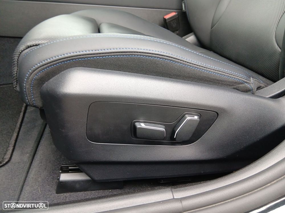 BMW 530 e Pack Desportivo M - 16