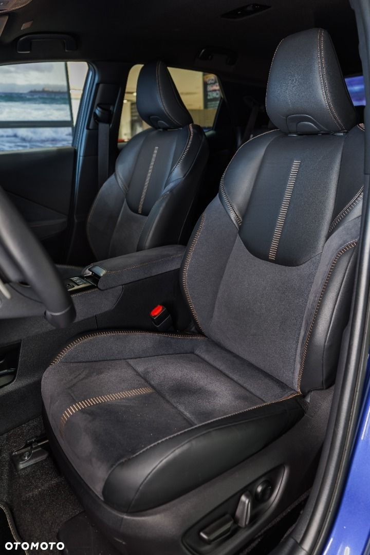 Lexus Inny - 8