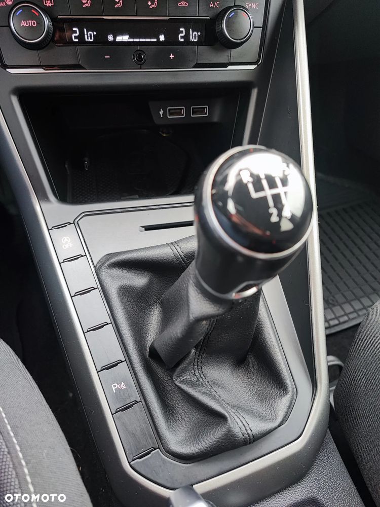 Volkswagen Polo 1.0 Trendline - 17
